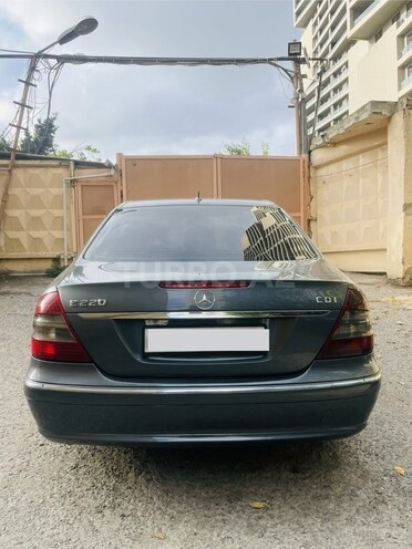 Mercedes E 220 d 2008, 318,680 km - 2.2 l - Bakı