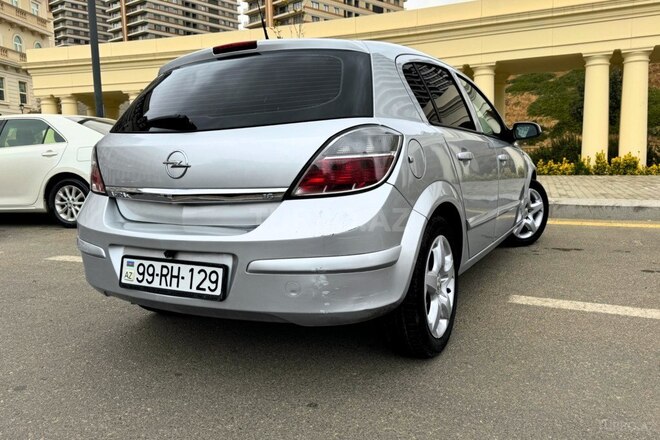 Opel Astra 2007, 360,000 km - 1.6 l - Bakı