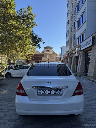 Nissan Tiida 2008, 329,000 km - 1.6 l - Gəncə