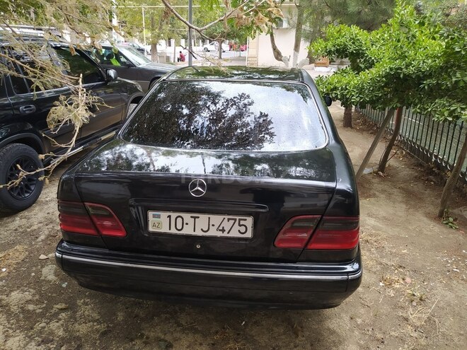 Mercedes E 220 d 1999, 855,000 km - 2.2 л - Bakı