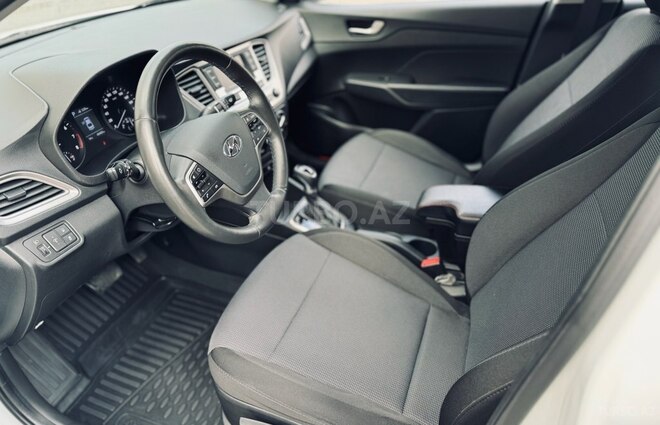 Hyundai Accent 2019, 45,000 km - 1.6 л - Bakı