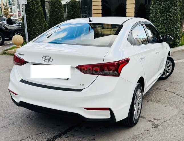 Hyundai Accent 2019, 45,000 km - 1.6 л - Bakı