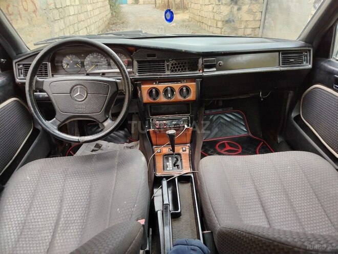 Mercedes 190 1991, 747,330 km - 2.0 л - Sumqayıt