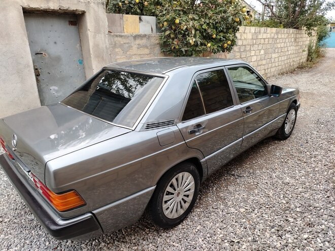 Mercedes 190 1991, 747,330 km - 2.0 л - Sumqayıt