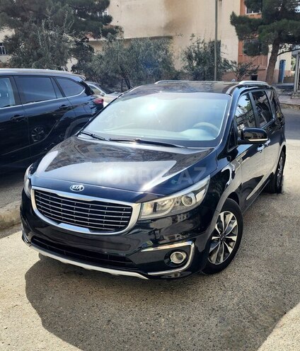 Kia Carnival 2015, 270,000 km - 2.2 l - Bakı