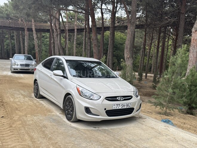 Hyundai Accent 2016, 122,000 km - 1.6 l - Bakı