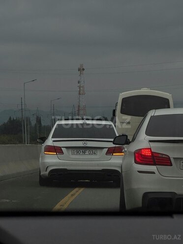 Mercedes E 200 2013, 246,000 km - 2.0 l - Xaçmaz