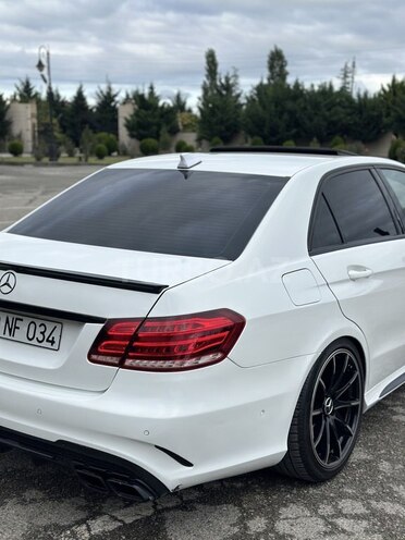 Mercedes E 200 2013, 246,000 km - 2.0 l - Xaçmaz