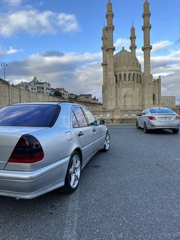 Mercedes C 240 1998, 470,000 km - 2.4 л - Bakı