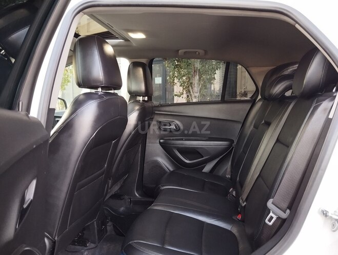 Chevrolet Trax 2015, 129,800 km - 1.4 l - Bakı