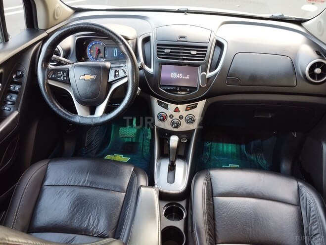 Chevrolet Trax 2015, 129,800 km - 1.4 l - Bakı