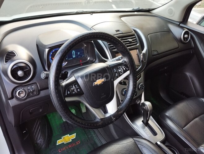 Chevrolet Trax 2015, 129,800 km - 1.4 l - Bakı