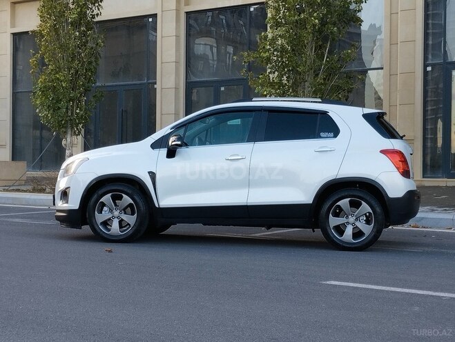 Chevrolet Trax 2015, 129,800 km - 1.4 l - Bakı