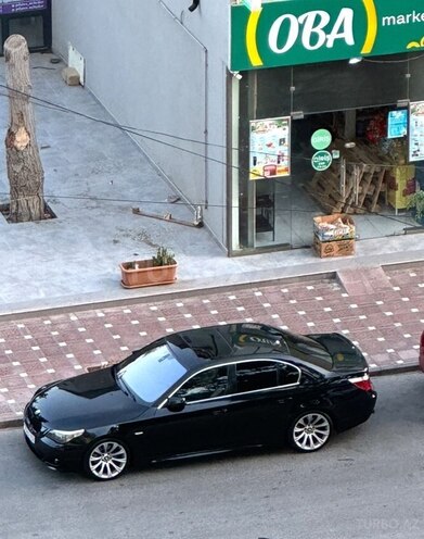 BMW 525 2006, 214,000 km - 2.5 l - Bakı