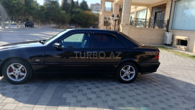 Mercedes C 180 1997, 333,000 km - 1.8 л - Bakı