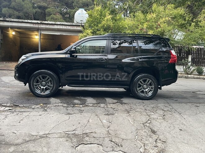 Toyota Land Cruiser Prado 2009, 190,000 km - 3.0 л - Bakı