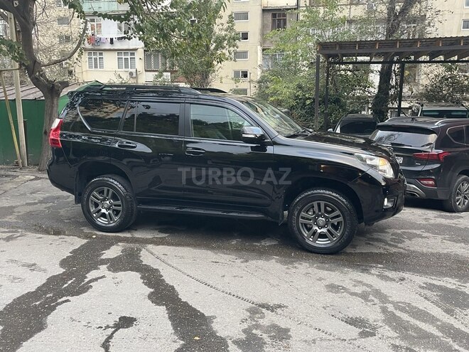 Toyota Land Cruiser Prado 2009, 190,000 km - 3.0 л - Bakı