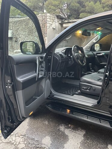 Toyota Land Cruiser Prado 2009, 190,000 km - 3.0 л - Bakı