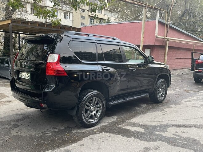 Toyota Land Cruiser Prado 2009, 190,000 km - 3.0 л - Bakı