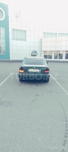 Mercedes C 220 1994, 532,451 km - 2.2 l - Qazax