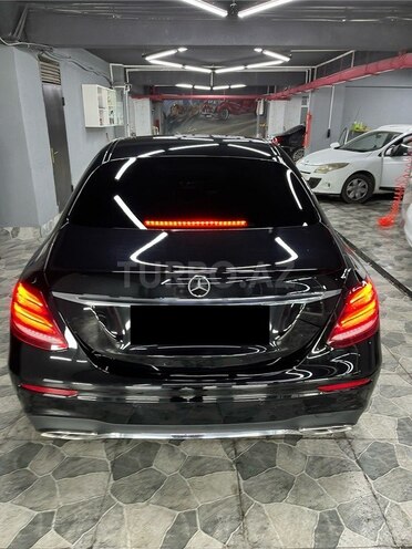 Mercedes E 220 d 2017, 206,000 km - 2.0 l - Bakı
