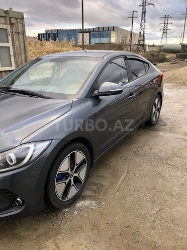 Hyundai Elantra 2015, 170,000 km - 1.6 l - Sumqayıt