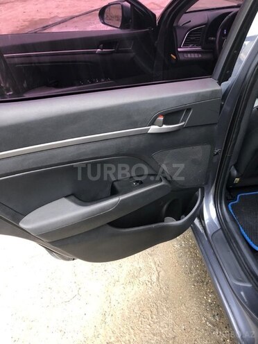 Hyundai Elantra 2015, 170,000 km - 1.6 l - Sumqayıt
