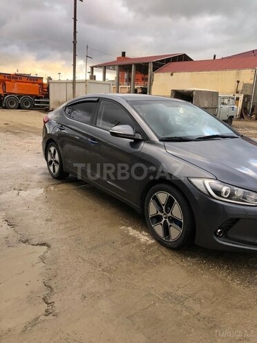Hyundai Elantra 2015, 170,000 km - 1.6 l - Sumqayıt
