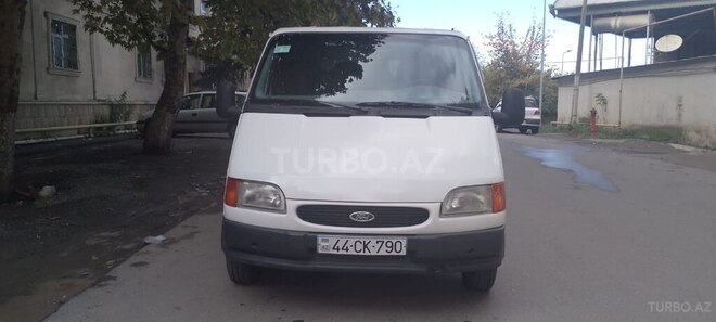 Ford Transit 2000, 156,000 km - 2.5 л - Qazax
