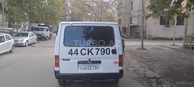 Ford Transit 2000, 156,000 km - 2.5 л - Qazax
