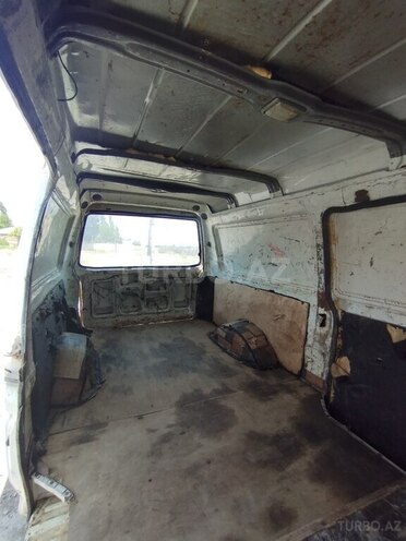 Mitsubishi L300 2007, 558,455 km - 2.5 л - Yevlax