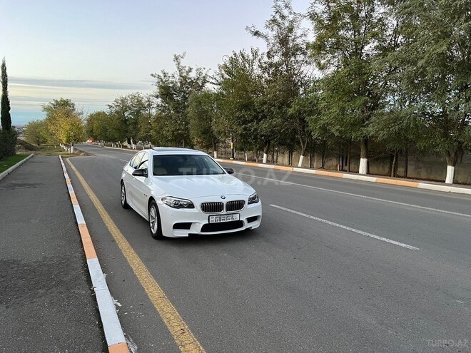 BMW 528 2015, 270,999 km - 2.0 l - Gəncə
