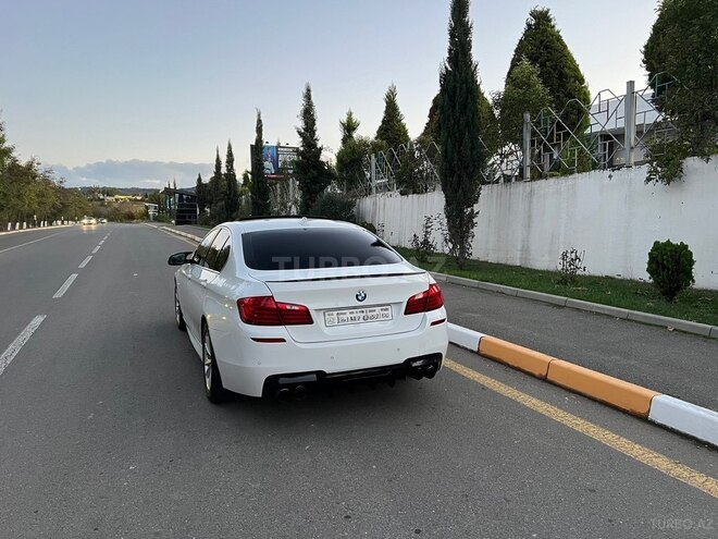 BMW 528 2015, 270,999 km - 2.0 l - Gəncə