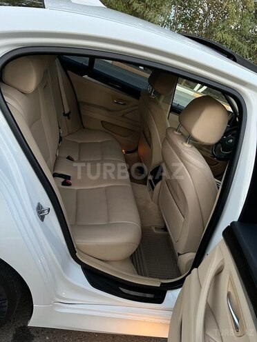 BMW 528 2015, 270,999 km - 2.0 l - Gəncə