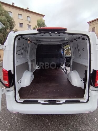 Mercedes Vito 114 2016, 389,000 km - 2.2 л - Bakı