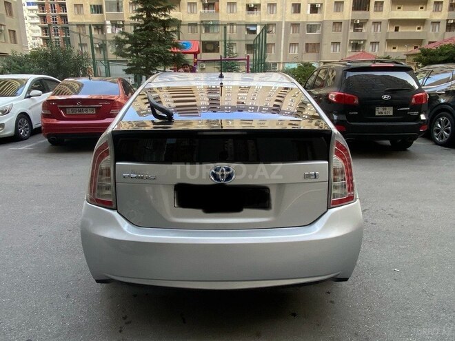 Toyota Prius 2013, 286,000 km - 1.8 l - Bakı