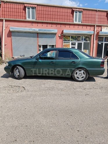 Mercedes C 220 1994, 532,451 km - 2.2 l - Qazax
