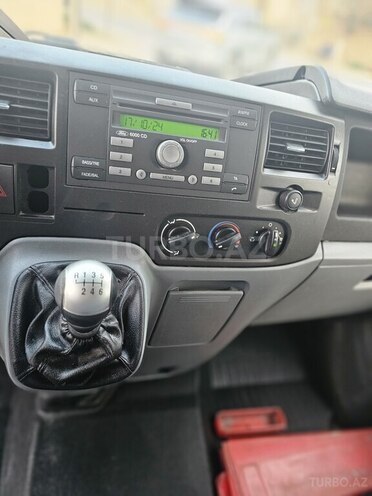 Ford Transit 2009, 253,000 km - 2.4 л - Bakı