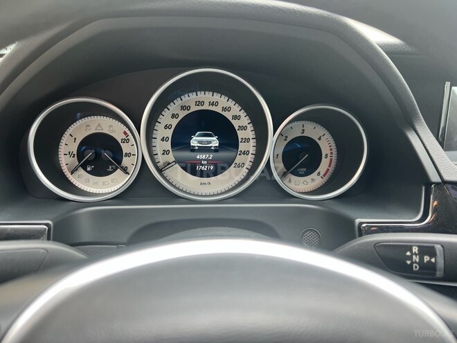 Mercedes E 220 d 2015, 177,500 km - 2.2 л - Bakı