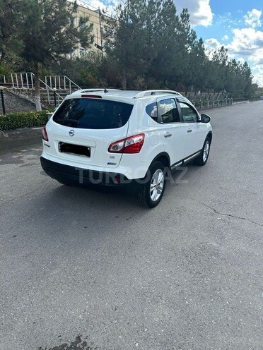 Nissan Qashqai-4