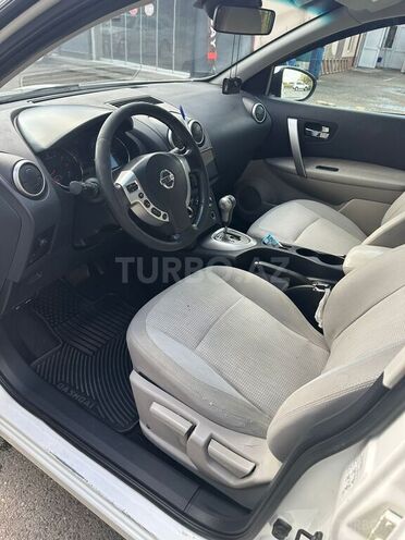 Nissan Qashqai-10