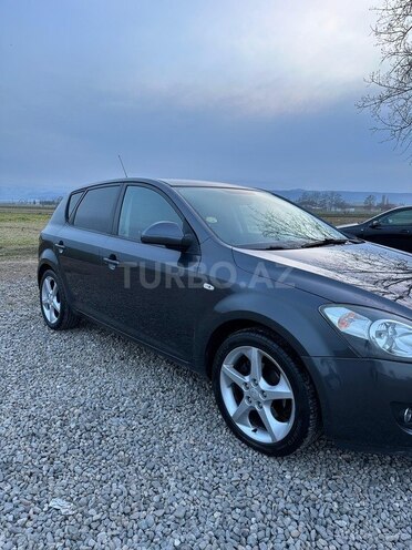 Kia Ceed 2008, 265,000 km - 1.6 l - Gəncə