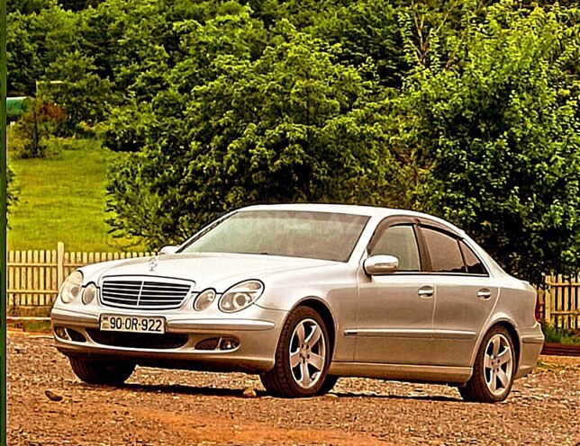 Mercedes E 220 d 2004, 402,000 km - 2.2 l - Quba