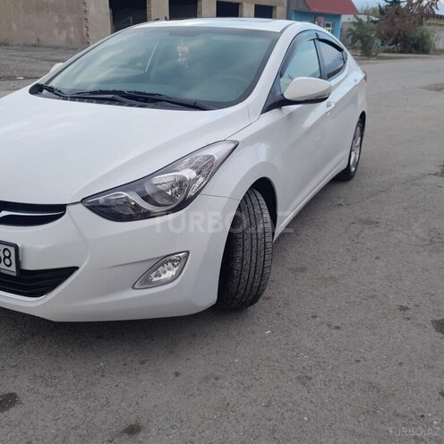Hyundai Elantra 2011, 119,000 km - 1.6 l - Ucar