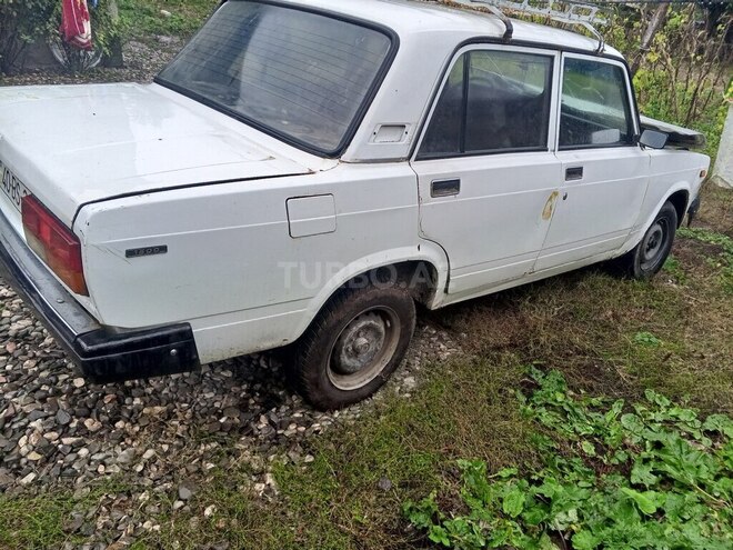 LADA (VAZ) 2105 1988, 98,000 km - 1.5 l - Quba