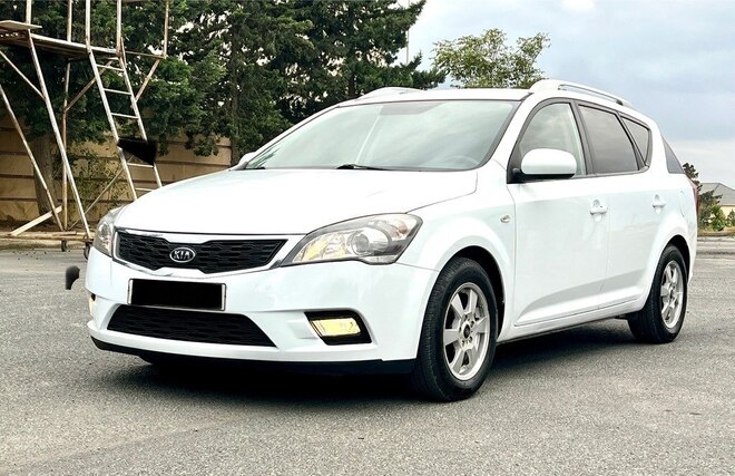 Kia Ceed 2009, 260,000 km - 1.6 l - Bakı