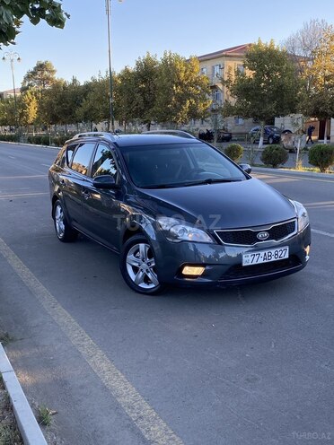 Kia Ceed 2011, 235,000 km - 1.6 l - İmişli