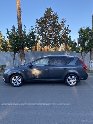 Kia Ceed 2011, 235,000 km - 1.6 l - İmişli