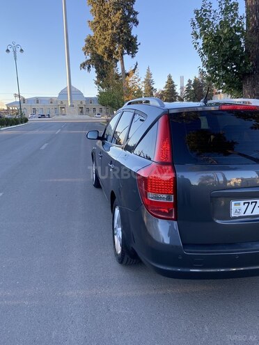 Kia Ceed 2011, 235,000 km - 1.6 l - İmişli