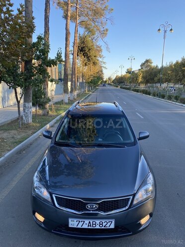 Kia Ceed 2011, 235,000 km - 1.6 l - İmişli